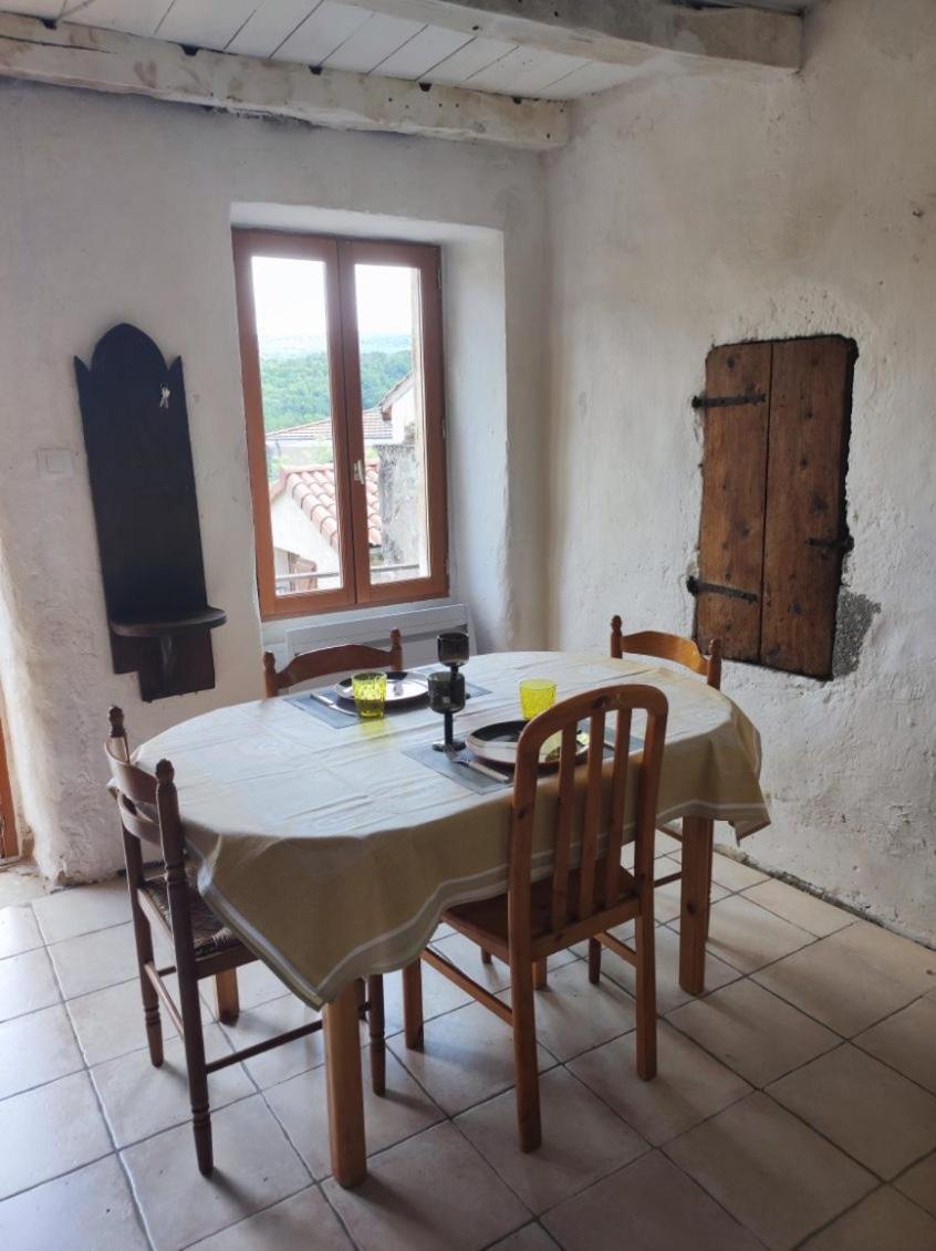 Maison De Vigneron Mareugheol Luaran gambar